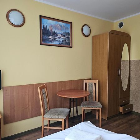 "Hel" Wieniec Zdroj Wloclawek Exterior foto