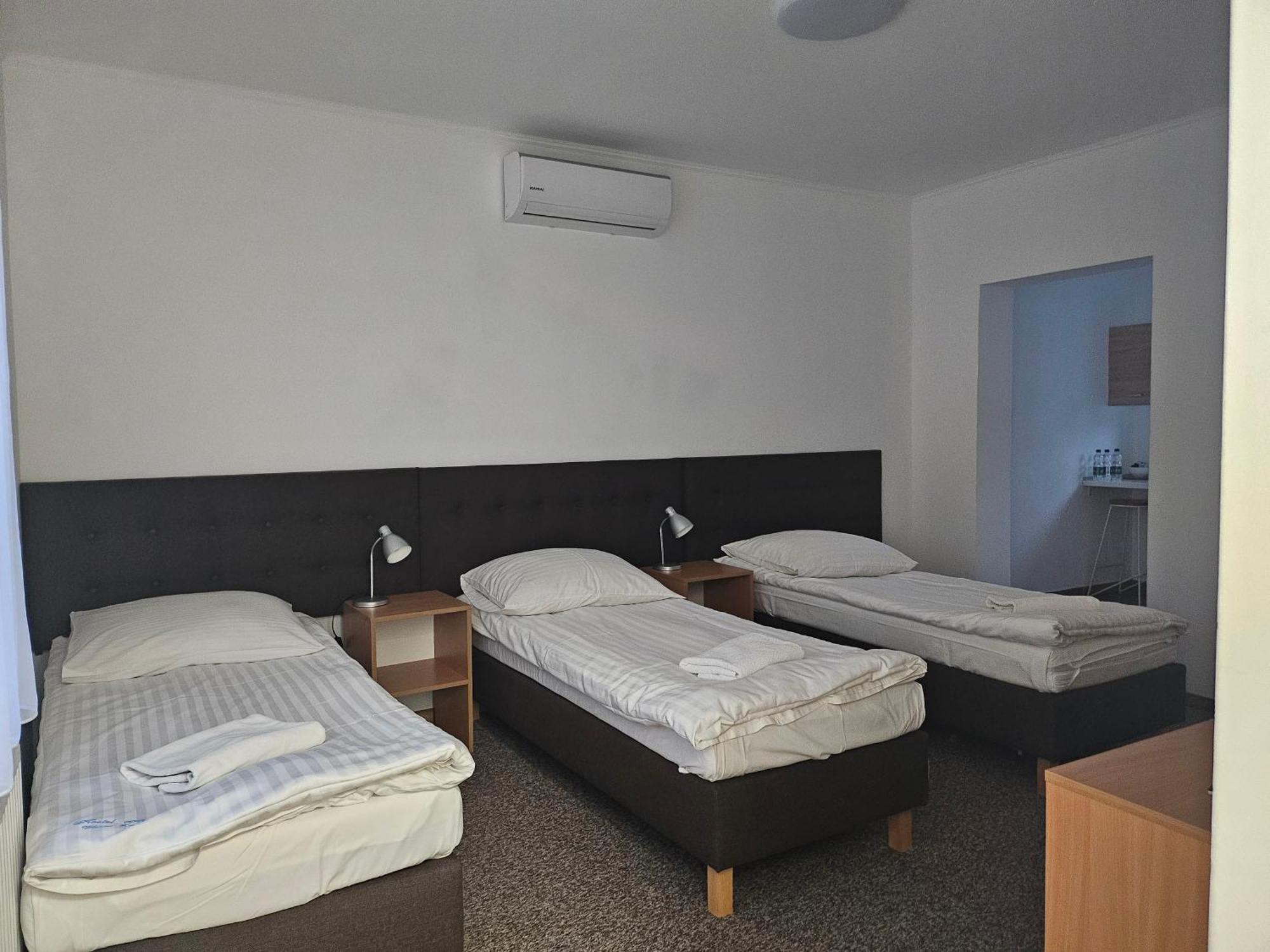 "Hel" Wieniec Zdroj Wloclawek Exterior foto