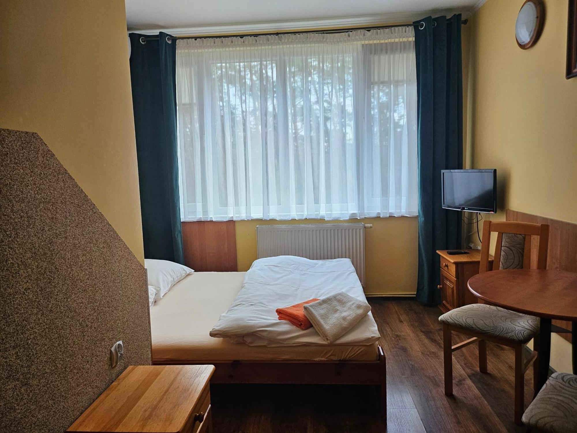 "Hel" Wieniec Zdroj Wloclawek Exterior foto